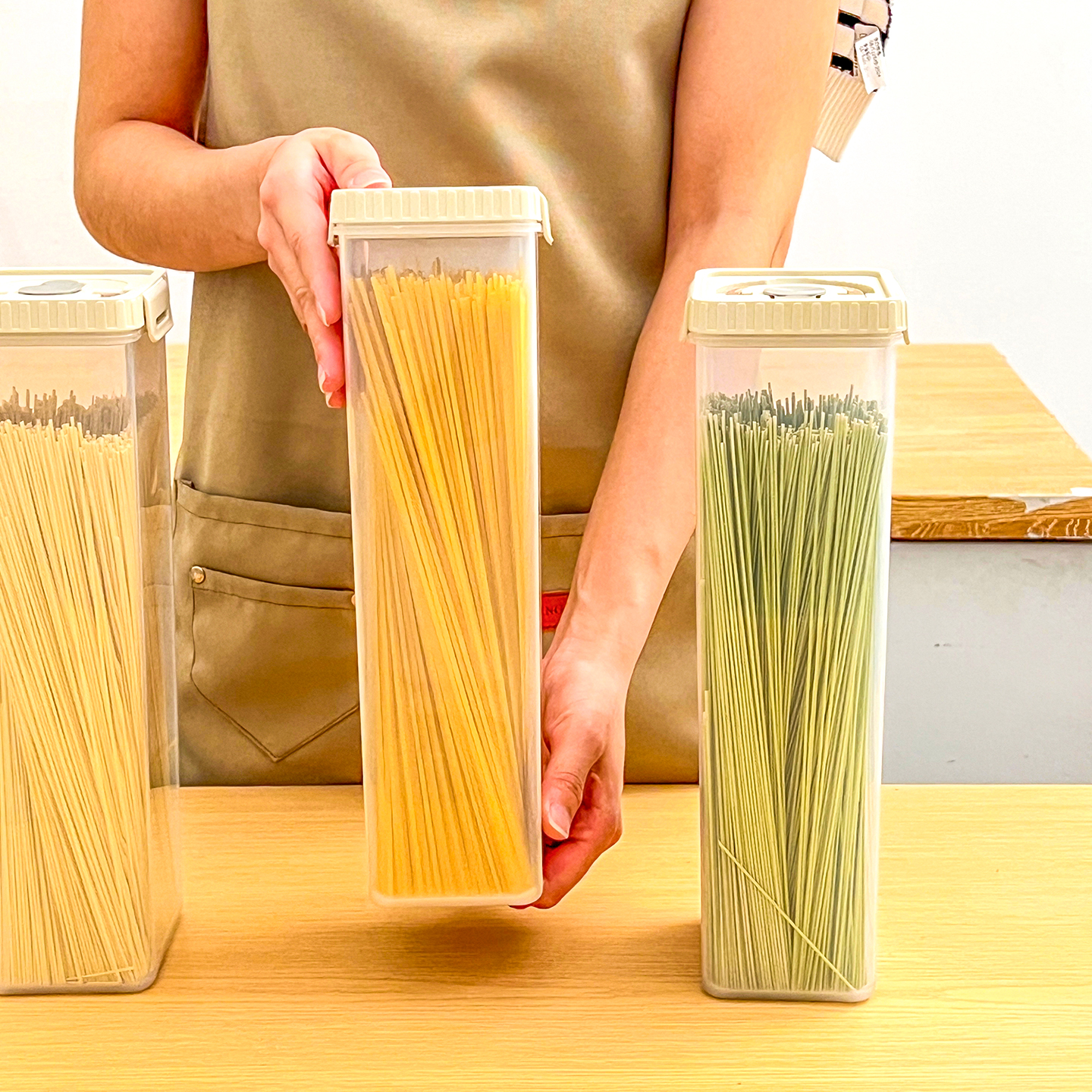 Noodles Sealed Storage Box Wit - Food Storage Box Plastic のレビューと価格